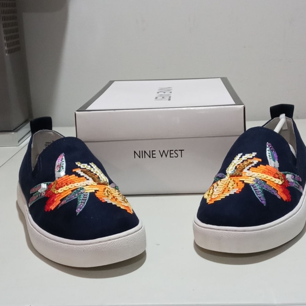 NWT. Nine West Sneakers.
